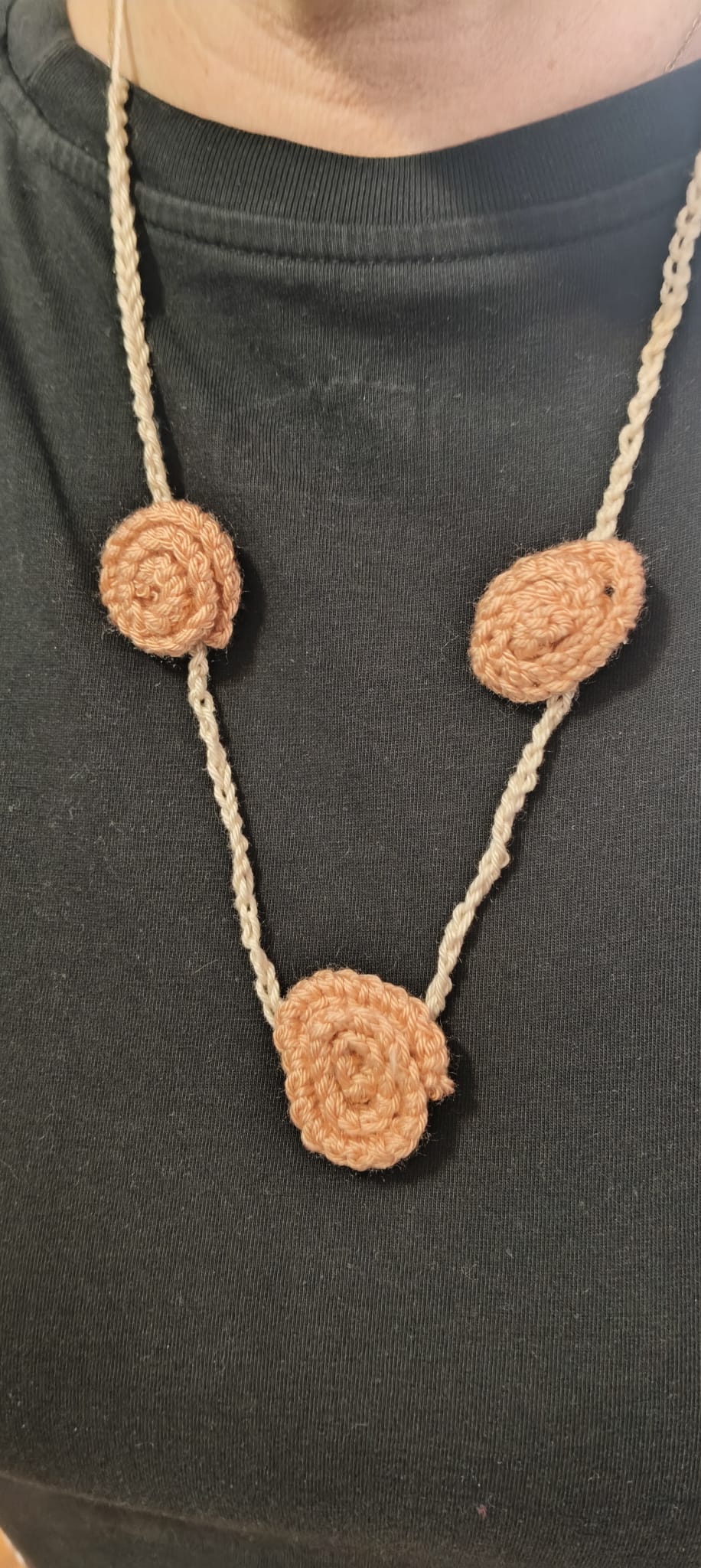Collar de rosas